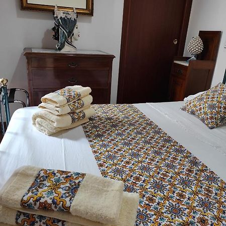 B&B Il Padrino Savoca Bagian luar foto